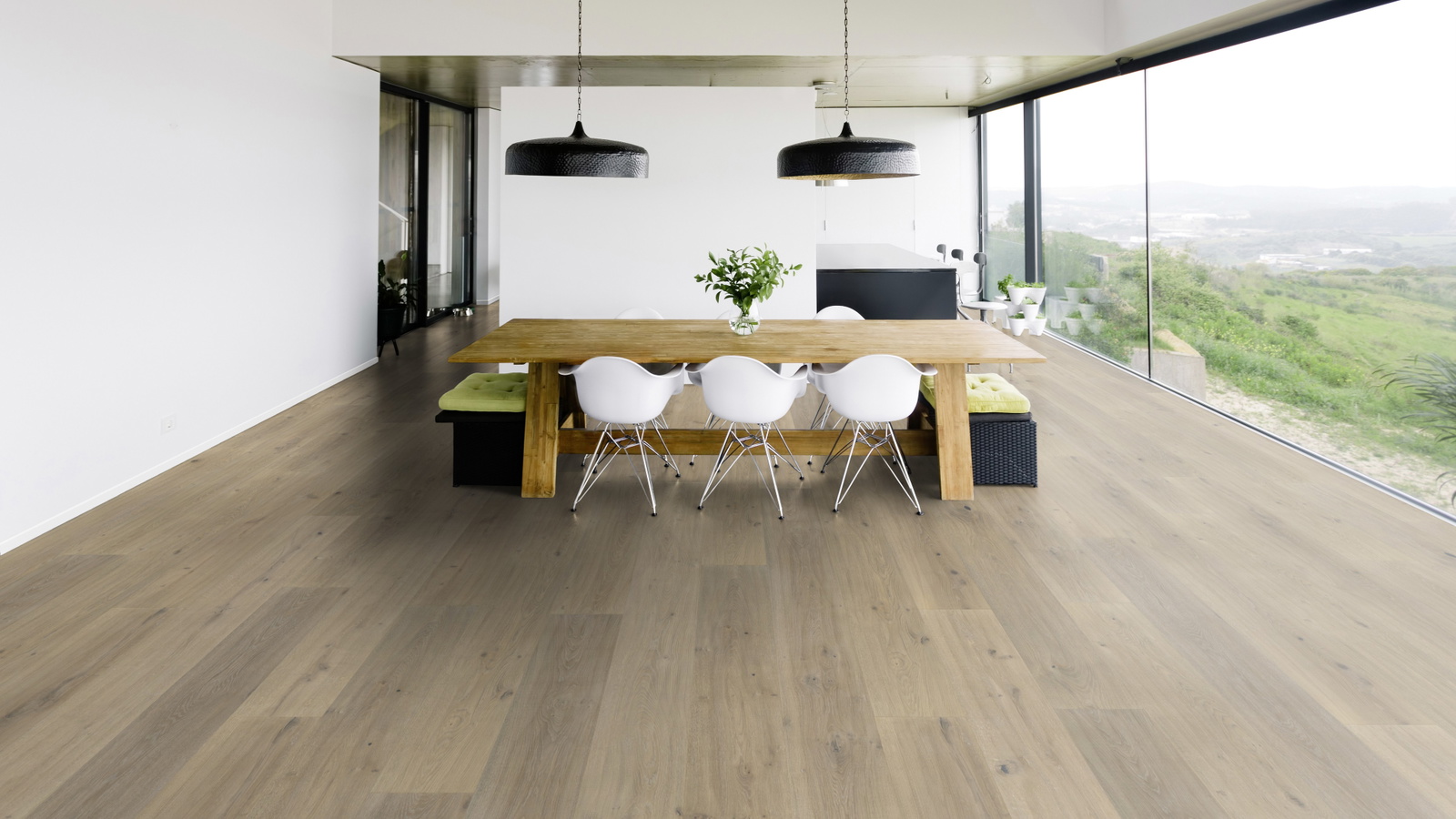 Milieubild Modernes Esszimmer mit Blick in die Natur - Bennett & Jones 1148012298
